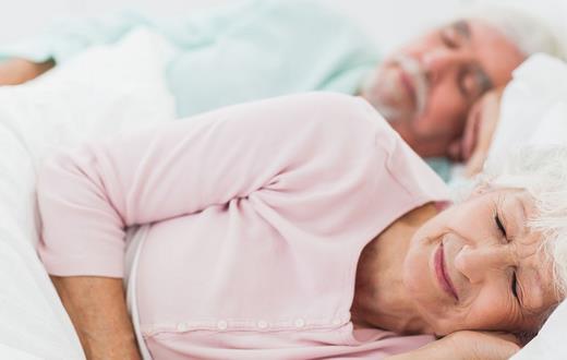老人睡眠差？6招助好眠