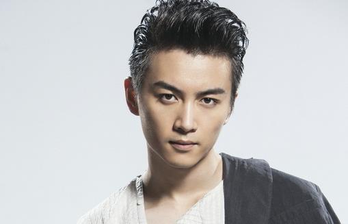男人秋季手部護(hù)理原則