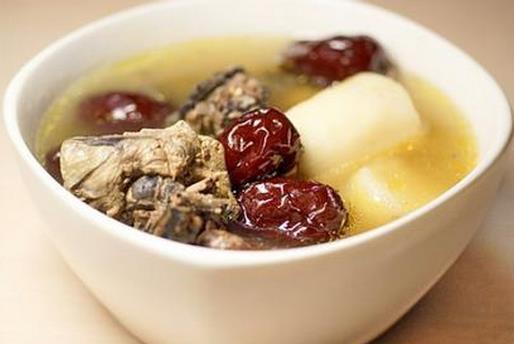 養(yǎng)生要喝湯 女人春季養(yǎng)生湯推薦