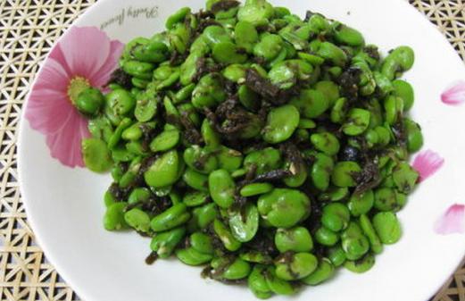 女性吃芽豆補(bǔ)充異黃酮效果好過喝豆?jié){