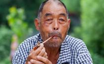吸煙可引發(fā)冠心??！
