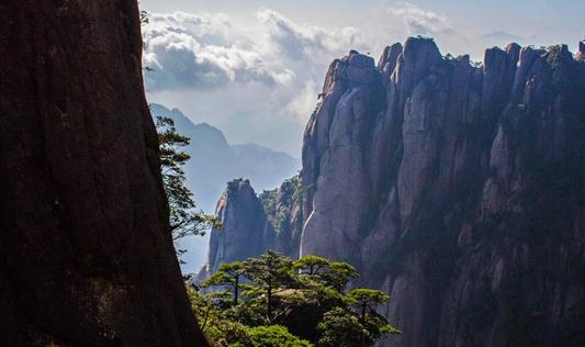 夏季到戶(hù)外旅游要注意的事項(xiàng)