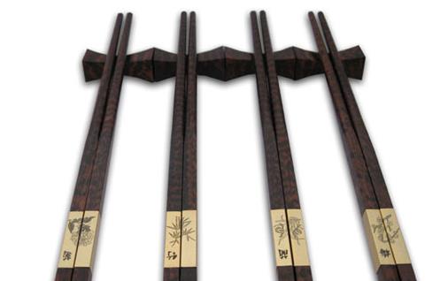 筷子用過久會(huì)誘發(fā)肝癌 如何判斷筷子需要更換？