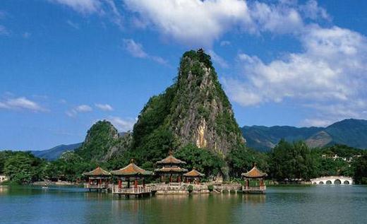 肇慶：風(fēng)景秀麗的千里畫廊