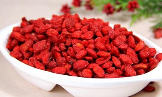 少年白發(fā)吃什么好？8種烏發(fā)食物推薦