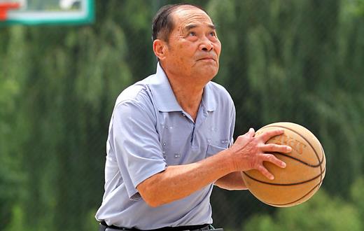 春季老人適合哪些運(yùn)動