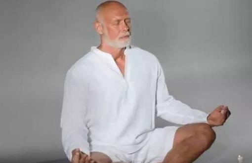 老年人如何練習瑜伽方法