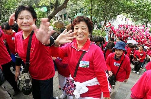 老人出門(mén)旅行六大注意事項(xiàng)