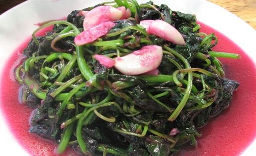 為什么莧菜炒熟是紅色？吃莧菜有什么好處？