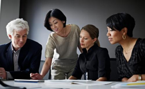 職場新人如何主動(dòng)出擊示好？