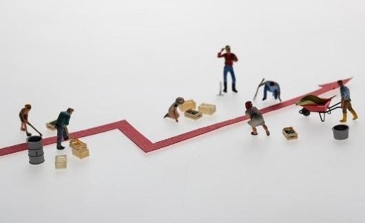 職場八卦有風(fēng)險(xiǎn) 說話需謹(jǐn)慎