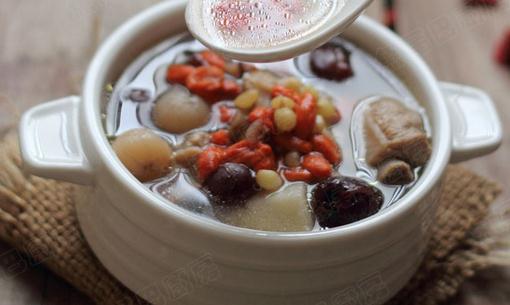 枸杞排骨湯能補(bǔ)腎 你會(huì)做么？