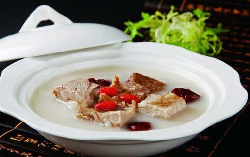 煮海味食物先放料酒還是醋？