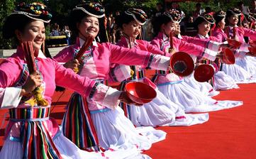 【普米族】普米族簡(jiǎn)介_傳統(tǒng)節(jié)日_風(fēng)俗習(xí)慣_服飾_舞蹈_美食_文化 【普米族】普米族簡(jiǎn)介_傳統(tǒng)節(jié)日_風(fēng)俗習(xí)慣_服飾_舞蹈_美食_文化