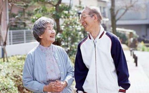 老年人春季要如何養(yǎng)肺？