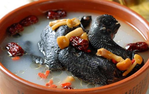 月經(jīng)不調(diào)有哪些禁忌 五類食物要遠(yuǎn)離