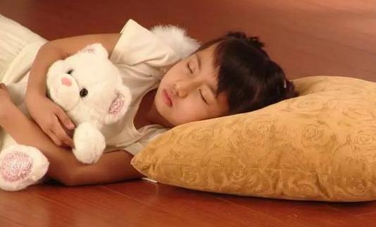 盤(pán)點(diǎn)最傷身的睡眠習(xí)慣