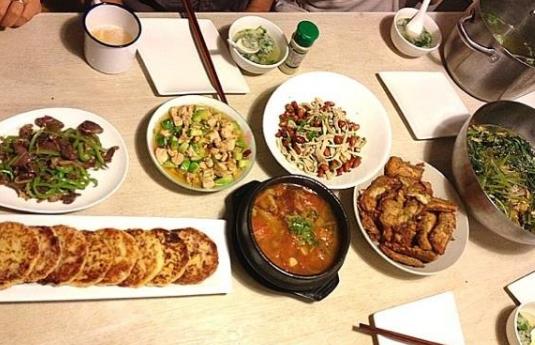 晚飯吃得晚小心疾病找上門！