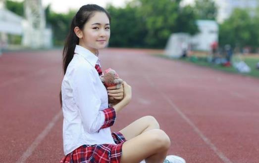 學(xué)會(huì)排毒祛痘變女神！