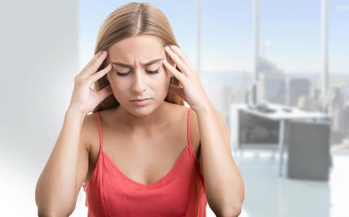 經(jīng)期前后爆痘怎么辦？如何護(hù)理痘痘肌膚