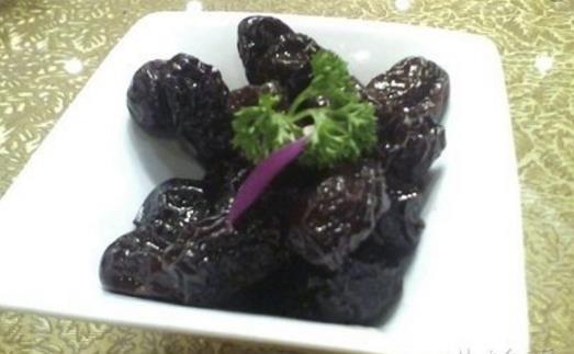 黑棗紅棗大不同，黑棗都有什么好處？
