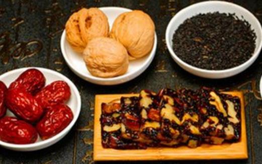 補血圣藥阿膠糕營養(yǎng)豐富 常年堅持服用效果最佳