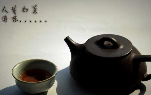 一日無(wú)茶則滯三日無(wú)茶則病 紅茶和綠茶的區(qū)別