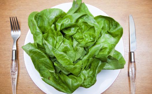 將炒青菜改為水煮青菜 烹調(diào)蔬菜也有小技巧