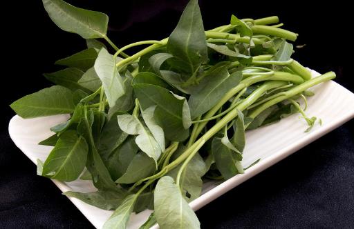 將炒青菜改為水煮青菜 烹調(diào)蔬菜也有小技巧