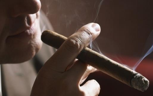 煙草是人類健康的最大威脅 兩種中醫(yī)戒煙好方法