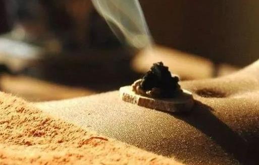 肚臍與健康的關(guān)系 保養(yǎng)肚臍可助長壽