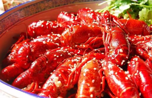 夏季最火爆的小龍蝦，醬料香料配方大公開，在家做出飯店