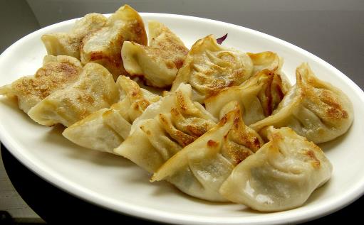 素餡餃子怎樣搭配更合理？餃子館常用的7種做法，滿滿的“