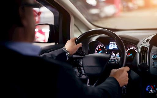 自動擋汽車“禁忌”切勿犯, 網(wǎng)友: 一旦發(fā)生, 毀車只在一瞬