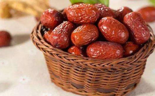 日食三棗長(zhǎng)生不老 關(guān)于吃紅棗的7個(gè)誤區(qū)