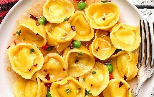 餃子的做法與吃法都各具特色 世界十大國(guó)家的餃子特點(diǎn)