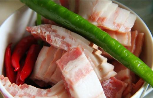 肥豬肉是十大營養(yǎng)食物？等等，原研究可不是這么說的 