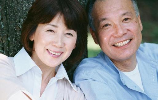 提高老人幸福感 經(jīng)常聚會的老人幸福感更強