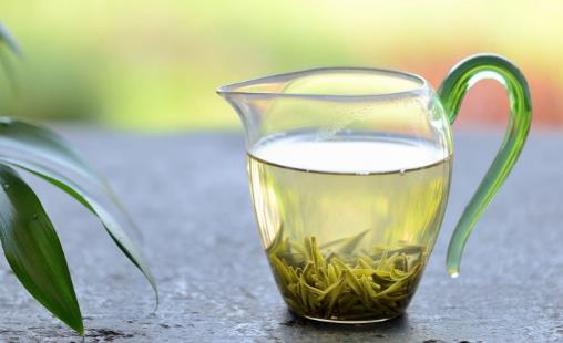 喝茶有講究，喝錯很傷身！細(xì)看4種茶的功效以及食用禁忌