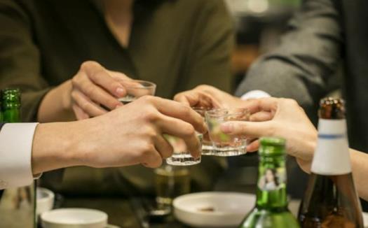 中年人養(yǎng)成健康生活方式 別讓不良習(xí)慣偷走你的健康 