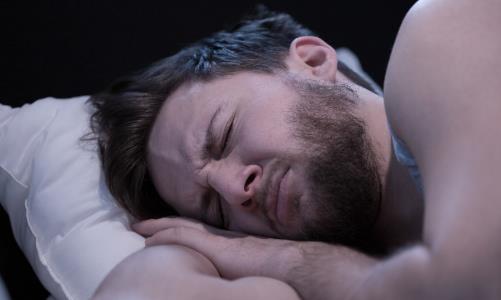 可怕的噩夢讓睡眠質量變低 不同夢境與不同疾病有關