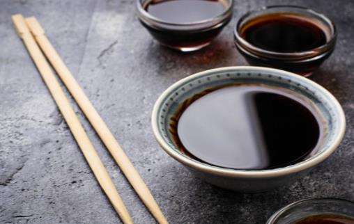 能美白牙齒的10種食物 對(duì)牙齒不好的5種食物