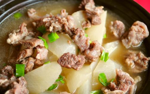 女性氣血虛的九大癥狀 日?？啥喑匝a(bǔ)氣血食療方