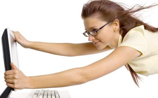 電腦族眼部保持滋潤(rùn) 教你三個(gè)秘方護(hù)眼方法