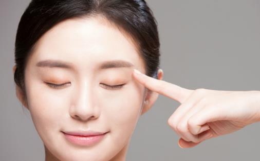 眉毛化妝的實(shí)用技巧 關(guān)于畫眉的幾大誤區(qū)