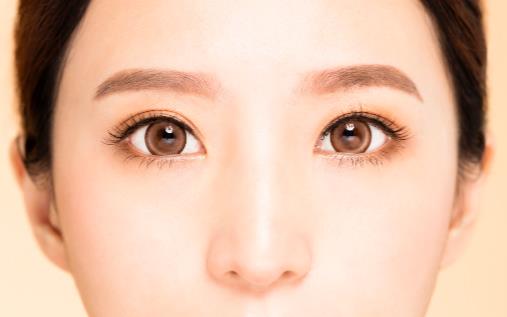 內(nèi)雙適合什么顏色的眼影 丹鳳眼也可以很美麗
