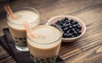 毀掉中國年輕人的飲品 還在喝這種飲品當心出現(xiàn)冠心病
