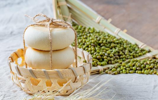 睡不好覺可能是吃錯(cuò)了東西 富含精制碳水化合物易致失眠