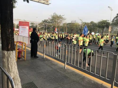 萬(wàn)人跑過(guò)的42公里萬(wàn)科“莞馬”，環(huán)衛(wèi)工清潔只花了10分鐘？