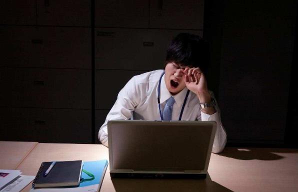 長期上夜班，算是熬夜嗎？聽聽醫(yī)生說熬夜的正確說法
